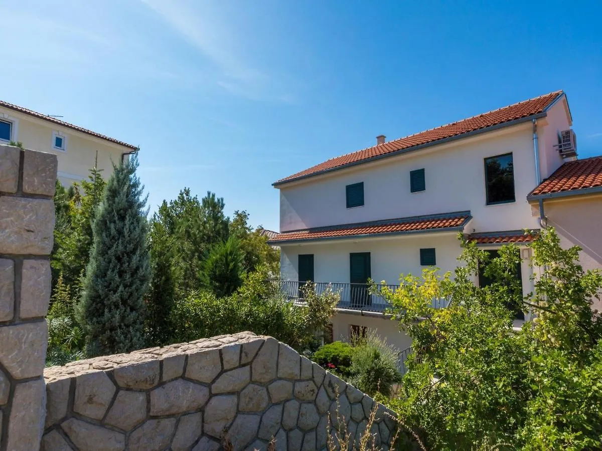 Apartments Loncaric Crikvenica 0*,  Croatia